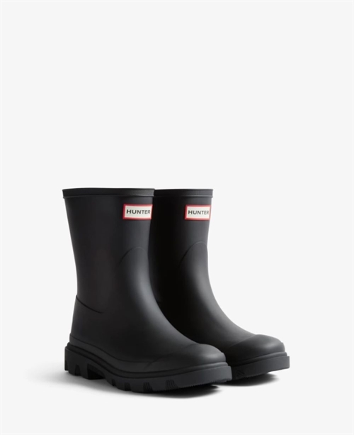 HUNTER UNISEX DOWNPOUR SHORT BOOT BLACK